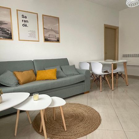 Susy Sea View Apartment ساراندا المظهر الخارجي الصورة