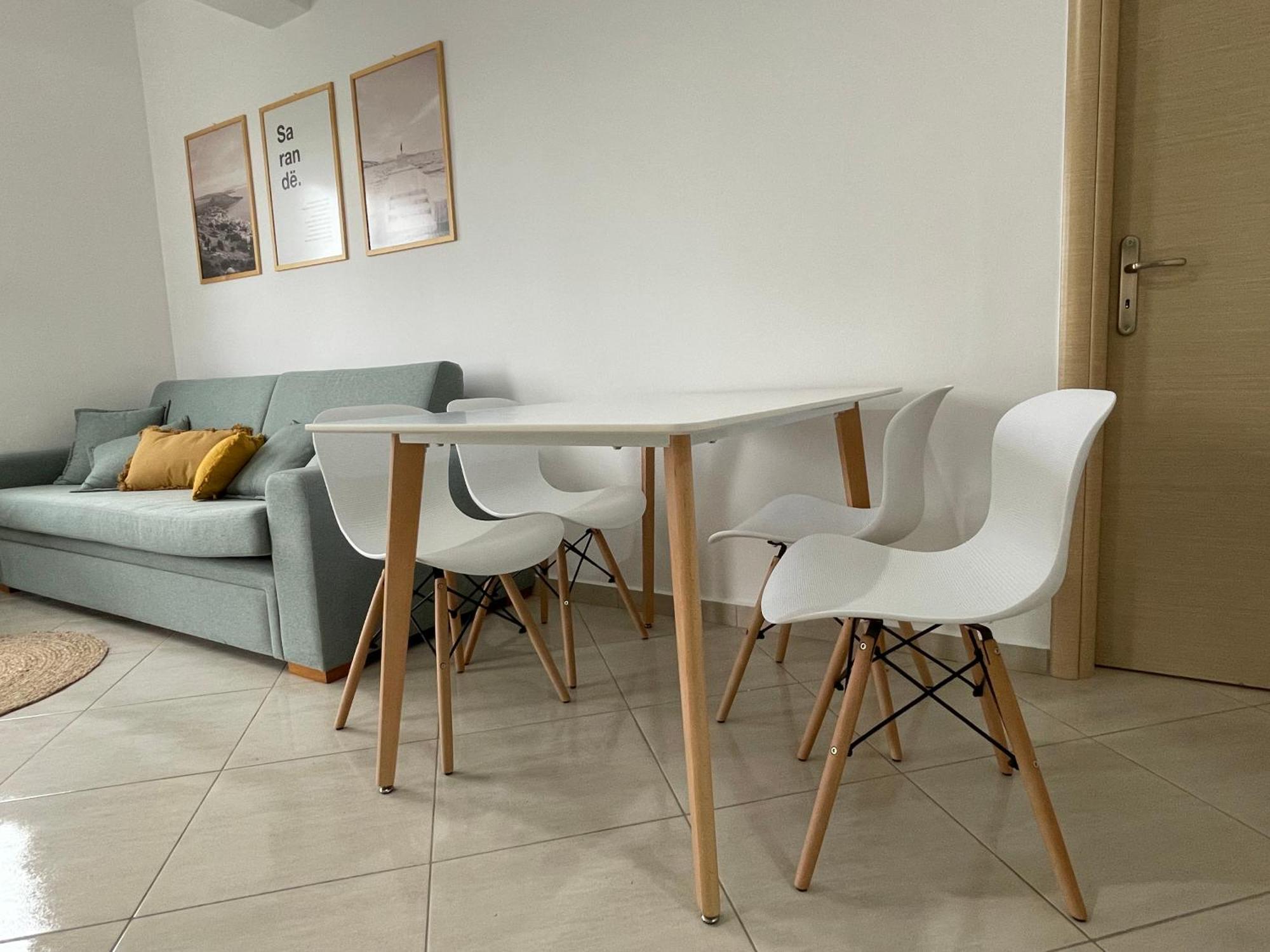 Susy Sea View Apartment ساراندا المظهر الخارجي الصورة