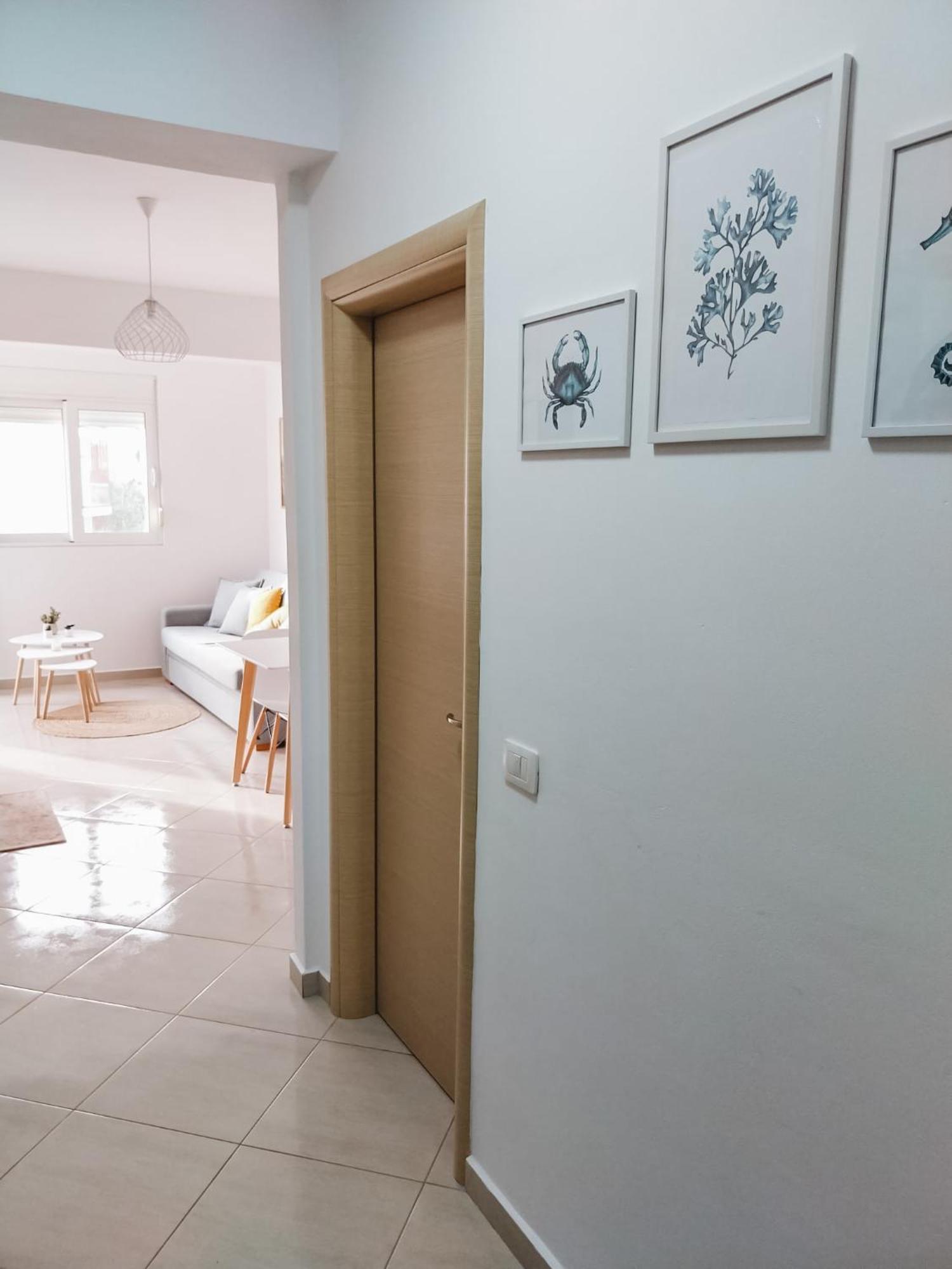 Susy Sea View Apartment ساراندا المظهر الخارجي الصورة