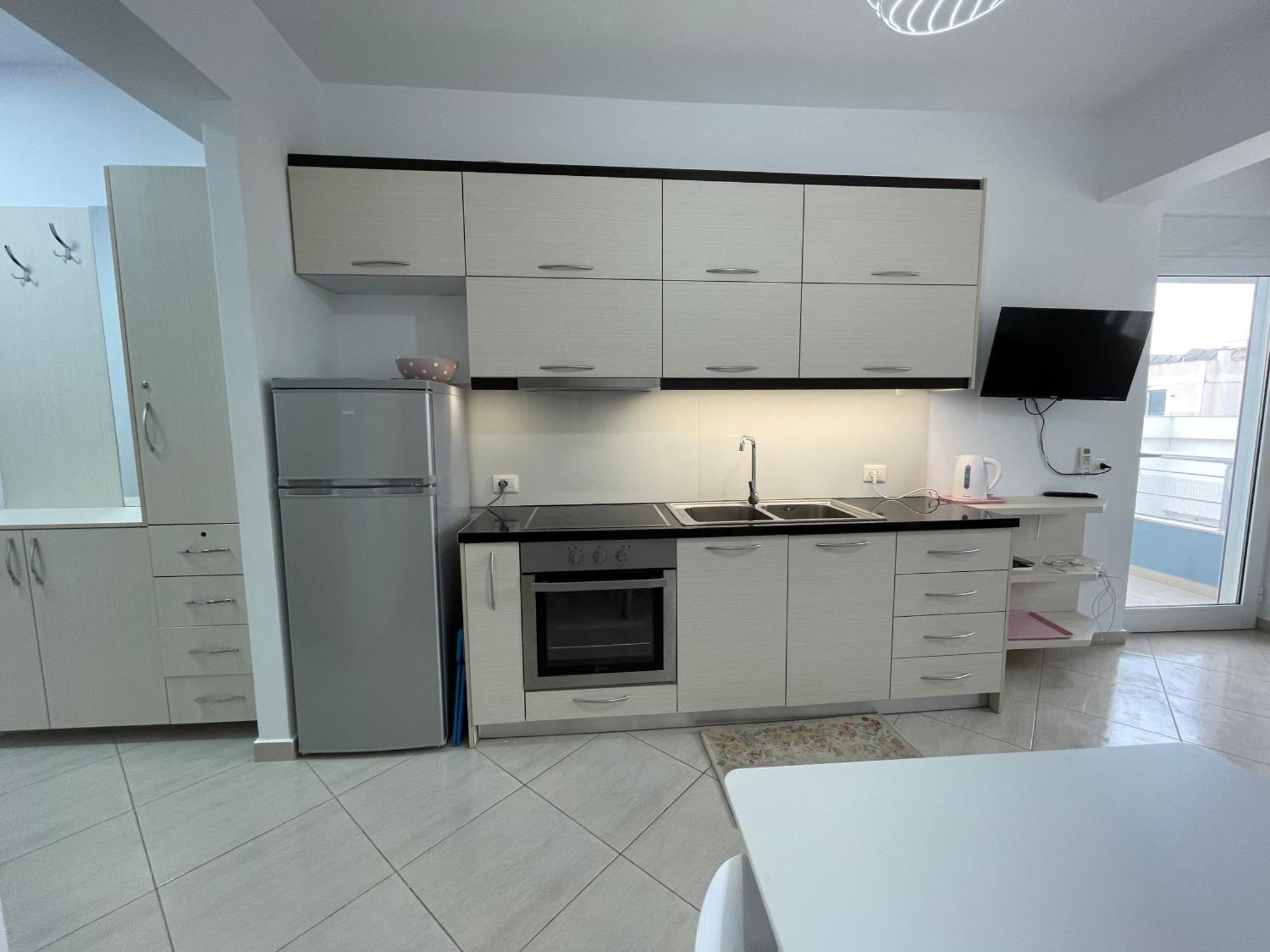 Susy Sea View Apartment ساراندا المظهر الخارجي الصورة