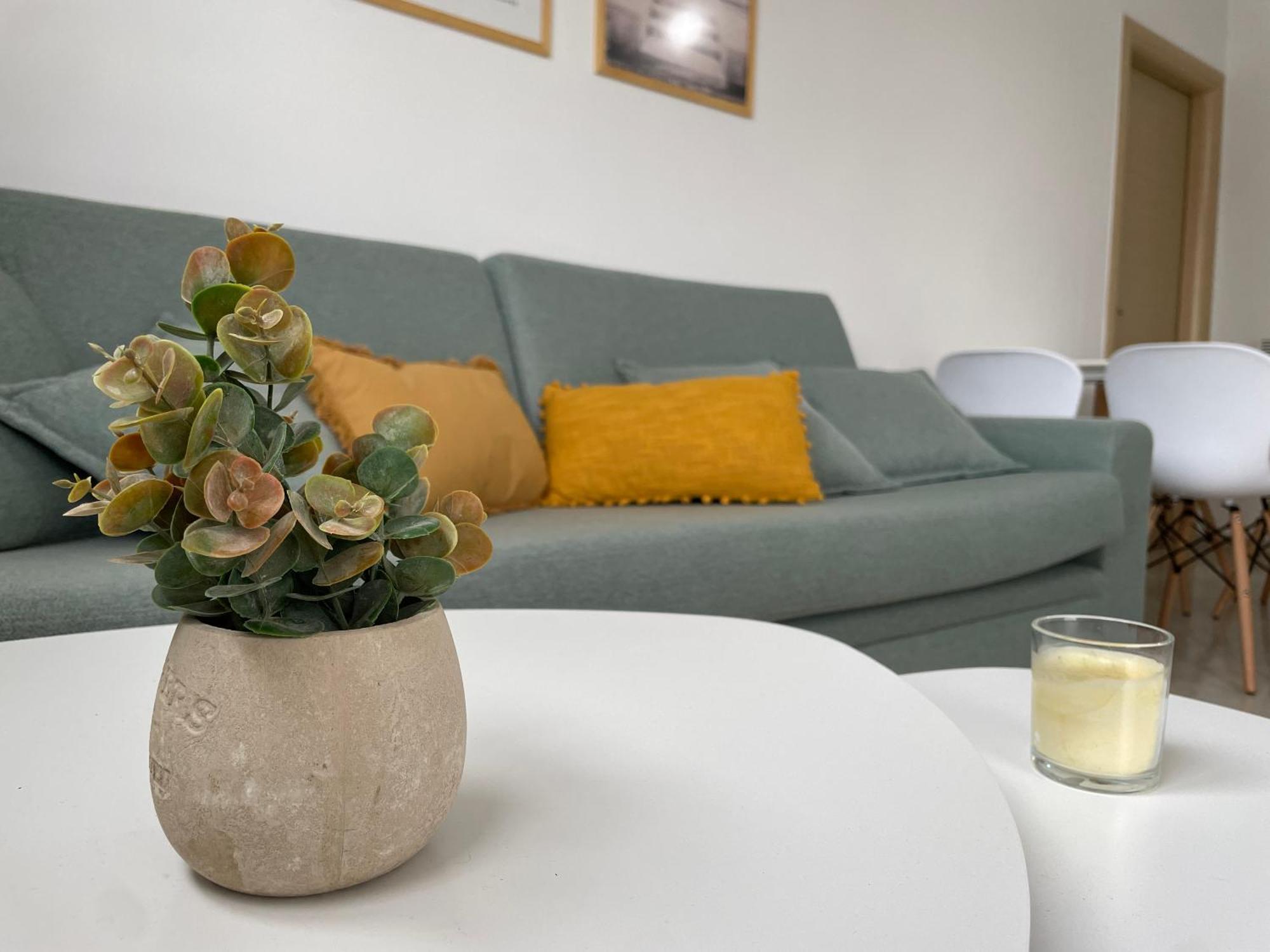 Susy Sea View Apartment ساراندا المظهر الخارجي الصورة